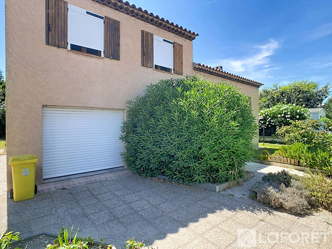Maison Marignane 5 pièce(s) 98.17 m2 - photo 2