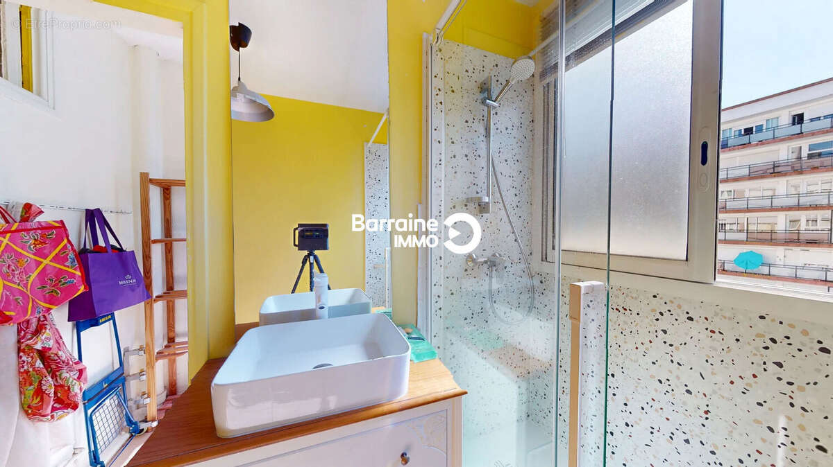 Lorient centre - appartement t3 avec grand balcon et ascenseur - photo 10