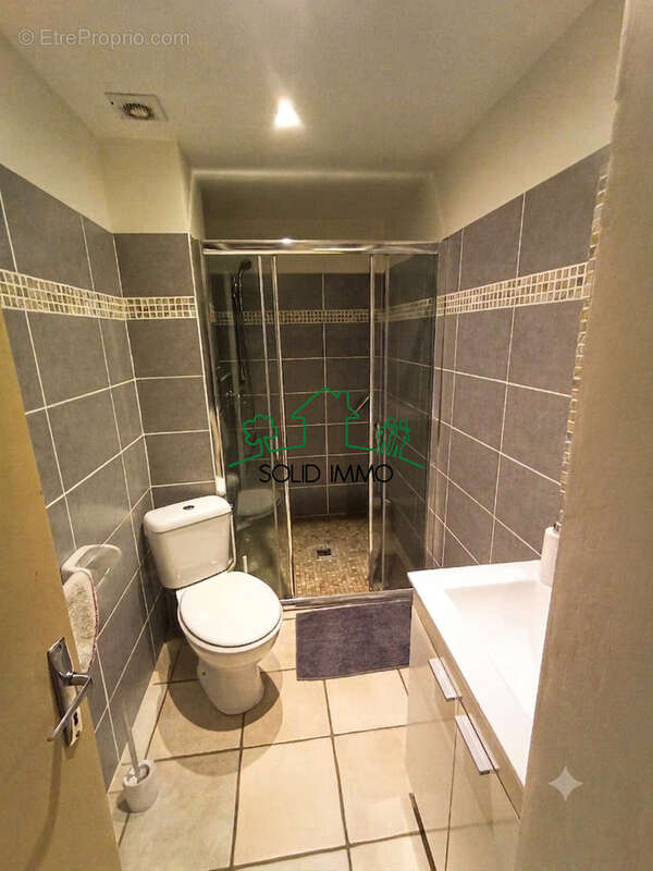 Maison traditionnelle de 194 m2 sur la commune de Meyras 07380 - photo 15