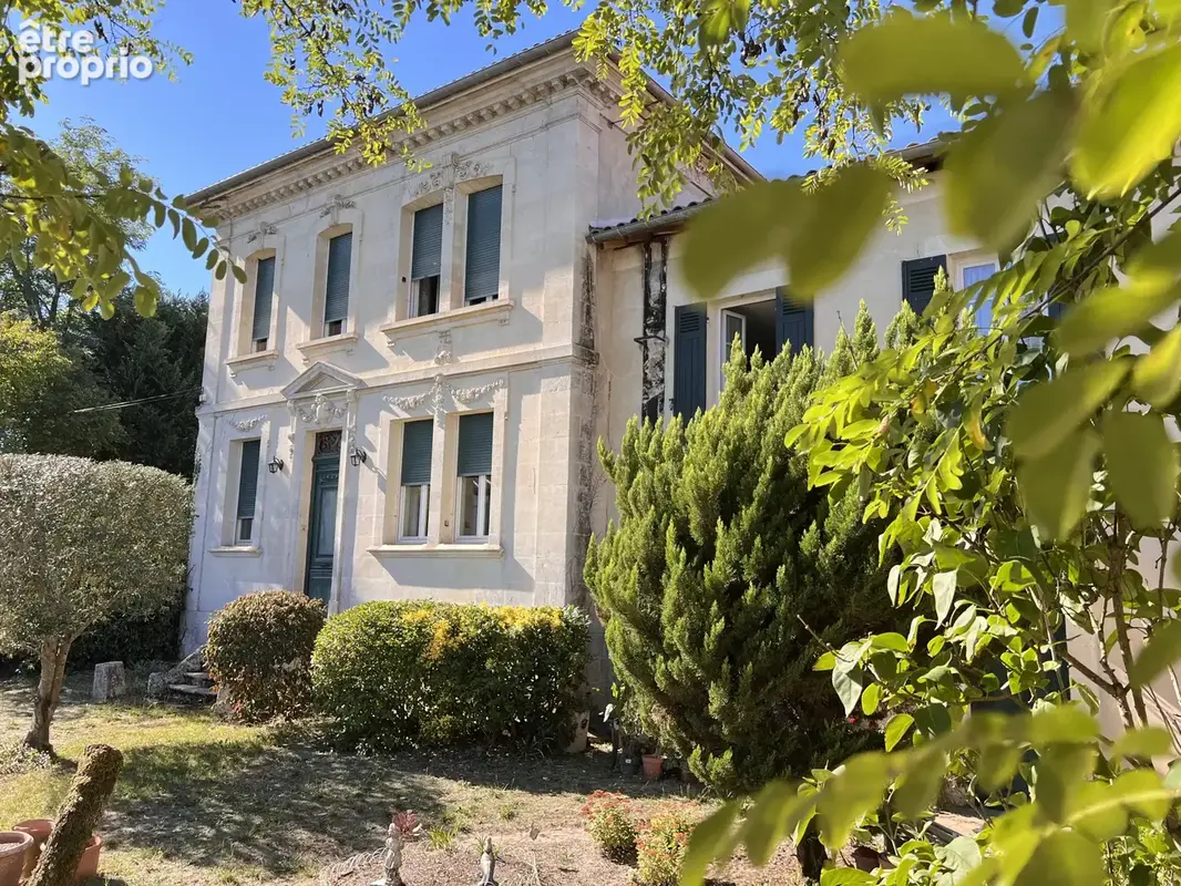 Maison bourgeoise 180 m2 de 1890, parc arboré, piscine 47420 Houeillès — Lot-et-Garonne - photo 1