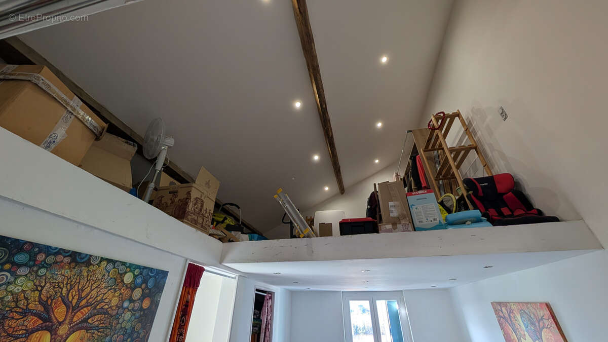 Appartement à GANGES