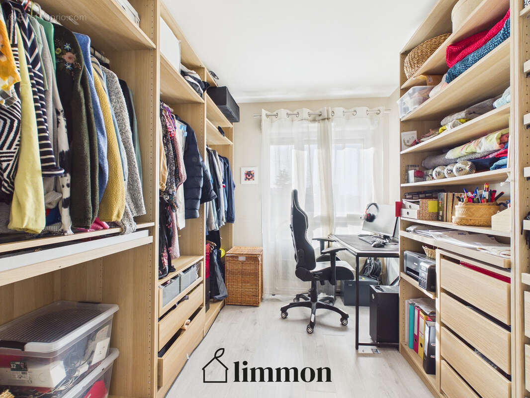 Appartement à RILLIEUX-LA-PAPE