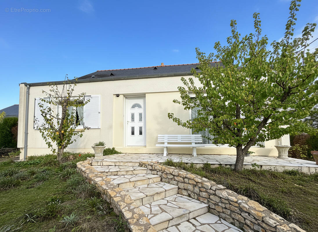 Maison à DOUE-LA-FONTAINE