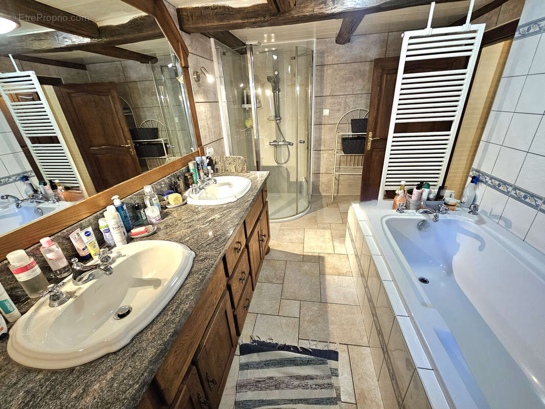 Maison à CHAMPAGNEY