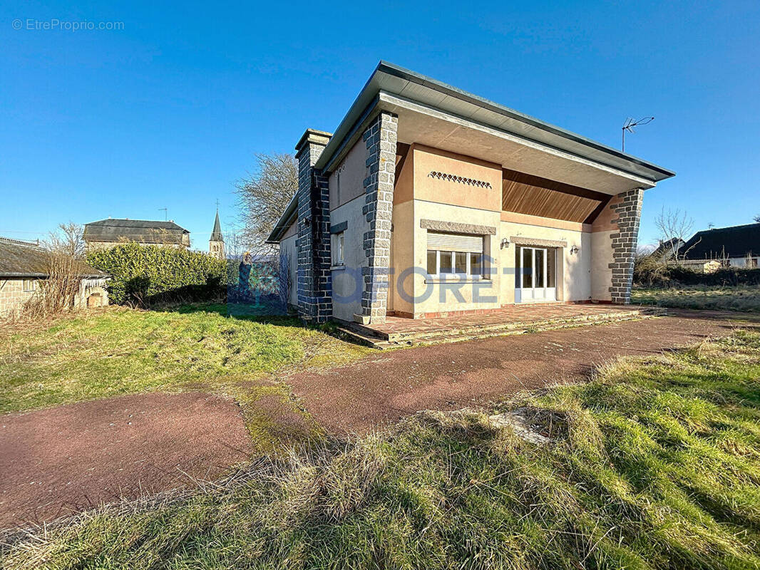 Maison à BOURTH