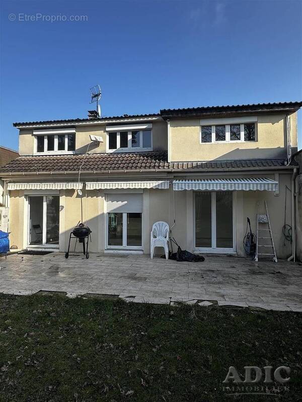 Maison à DAMMARTIN-EN-GOELE