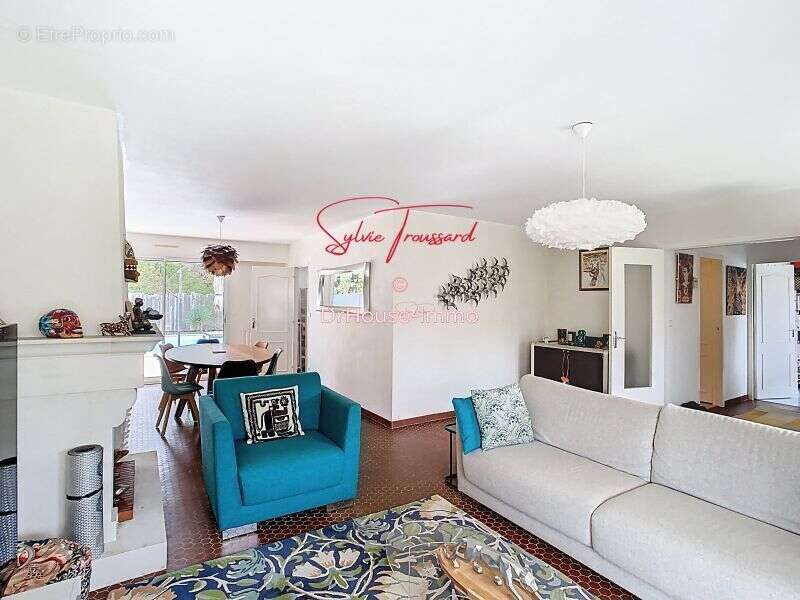 Maison à LE HAILLAN