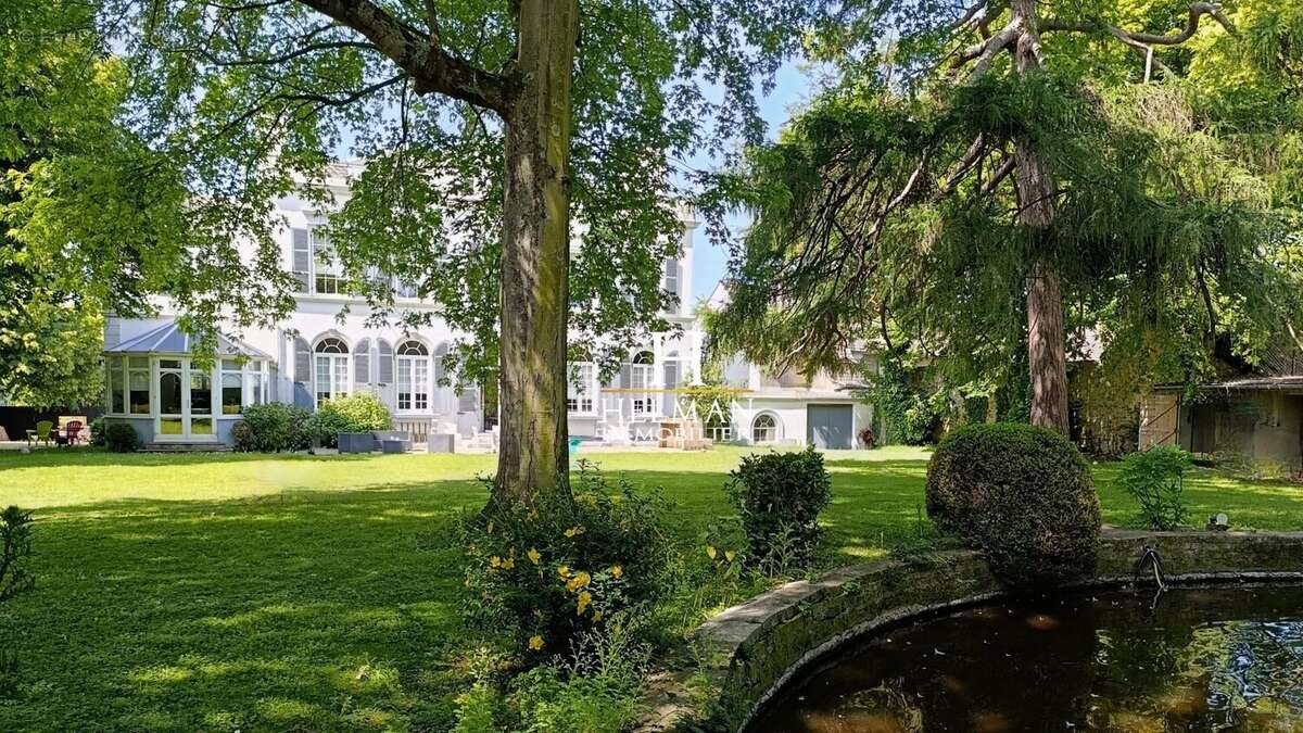 Maison à SAINT-MARTIN-BOULOGNE