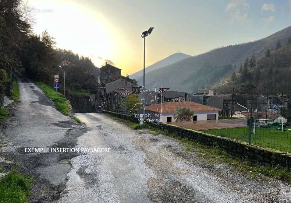 Terrain à VALLERAUGUE