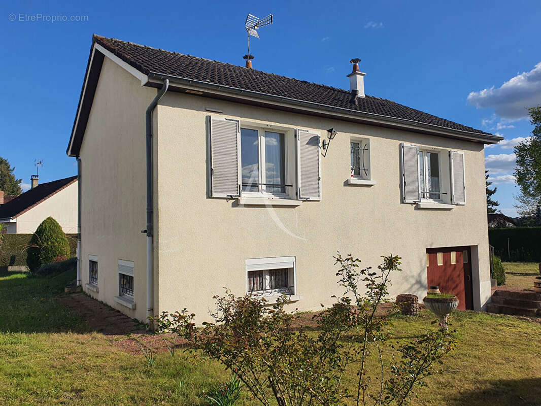 Maison à NOYERS-SUR-CHER