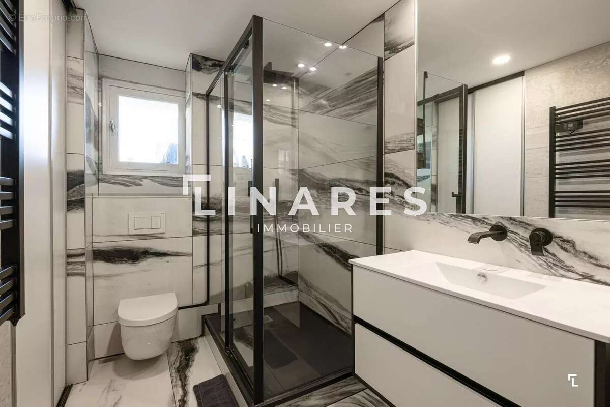 Appartement à MARSEILLE-9E