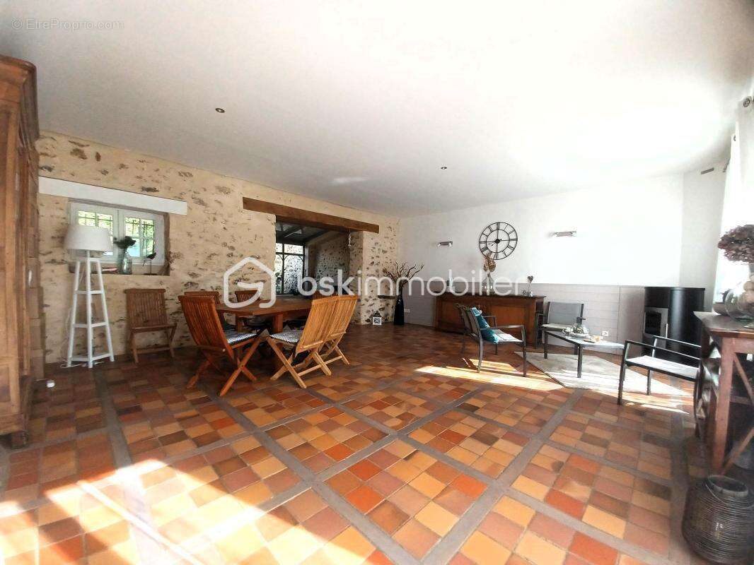 Maison de 224 m² - photo 7