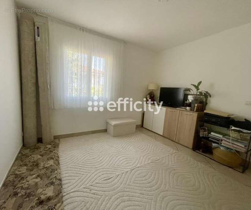 Maison 167 m² à Saint-Maurice-L'exil  - photo 9