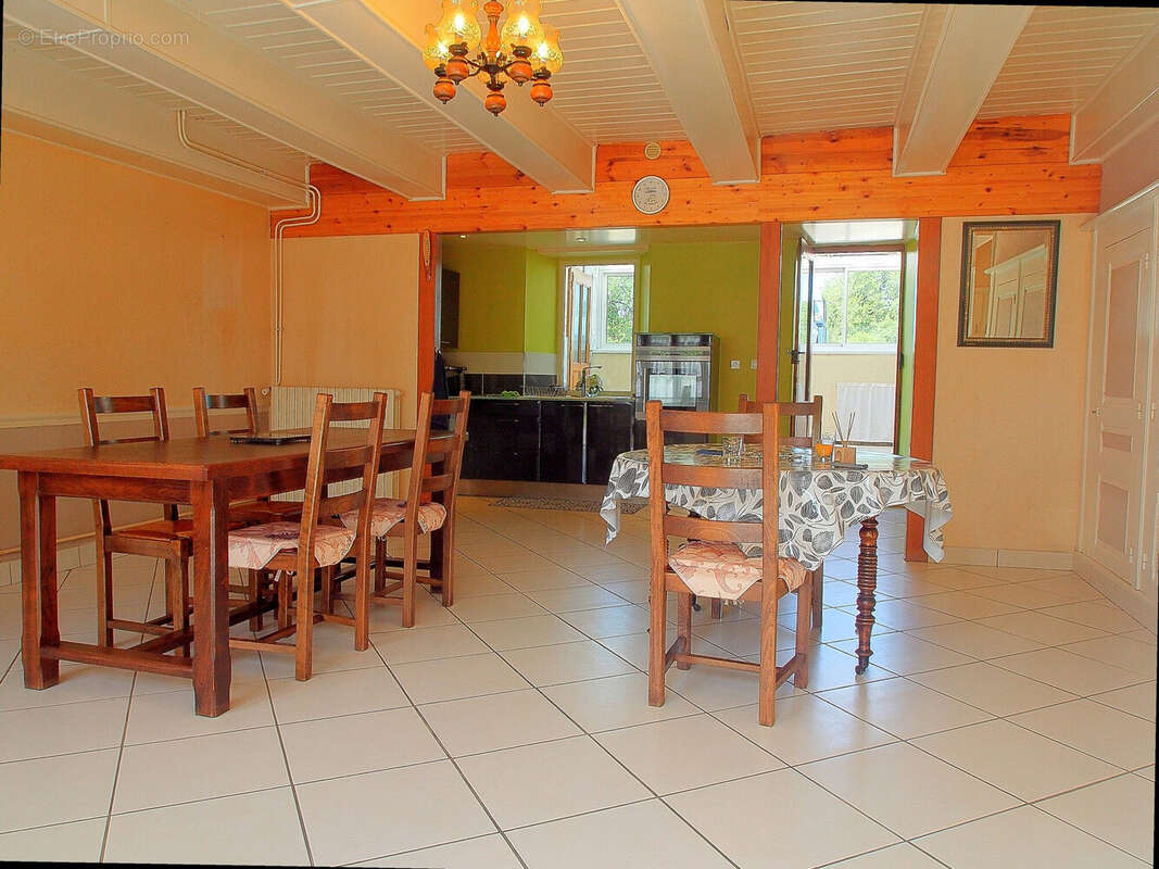 Maison 124 m² à Messeix  - photo 4