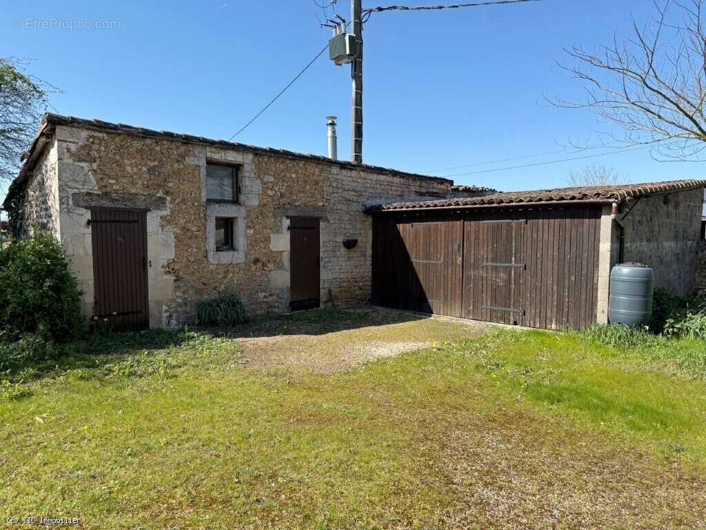 Maison à CIVRAY