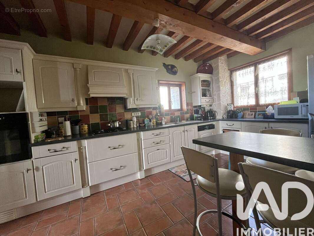 Photo 2 - Maison à THIERS