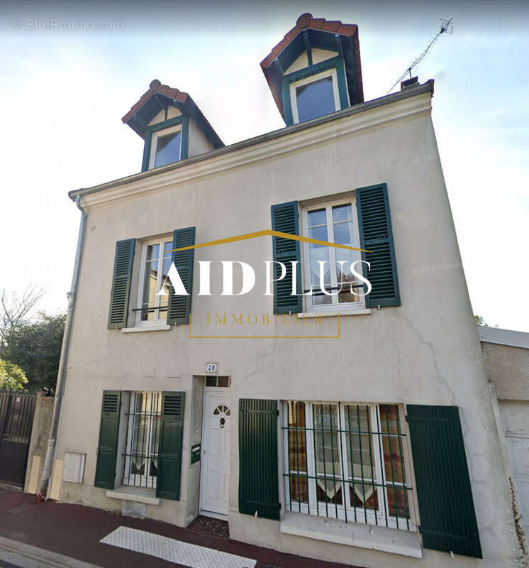 Maison à SAINT-LEU-LA-FORET