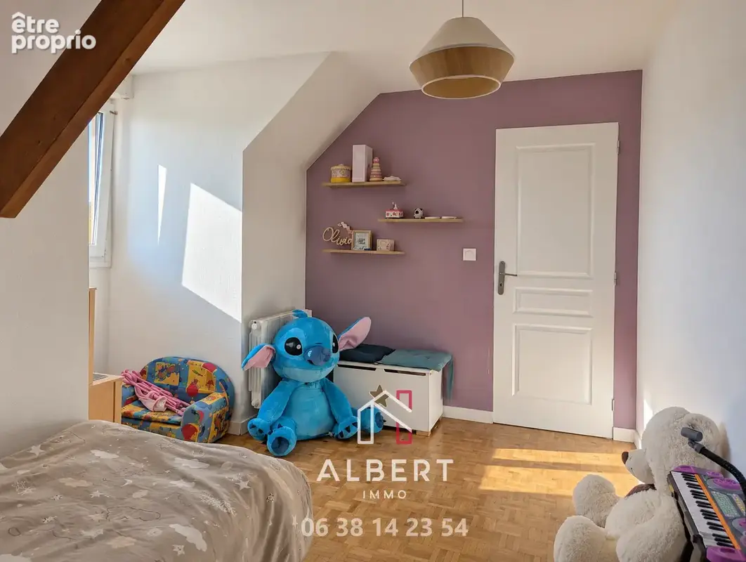 Corzé - Maison pleine de charme de 145 m2   4 chambres   Sous-sol complet et très belle parcelle - photo 12