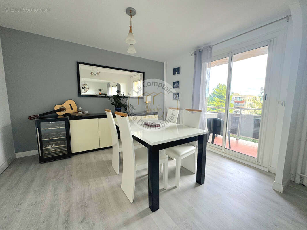 Appartement à MARSEILLE-10E