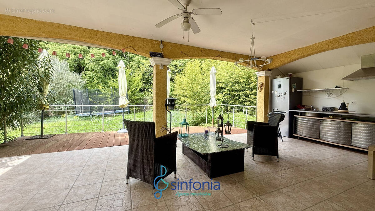 Maison à ARPAILLARGUES-ET-AUREILLAC