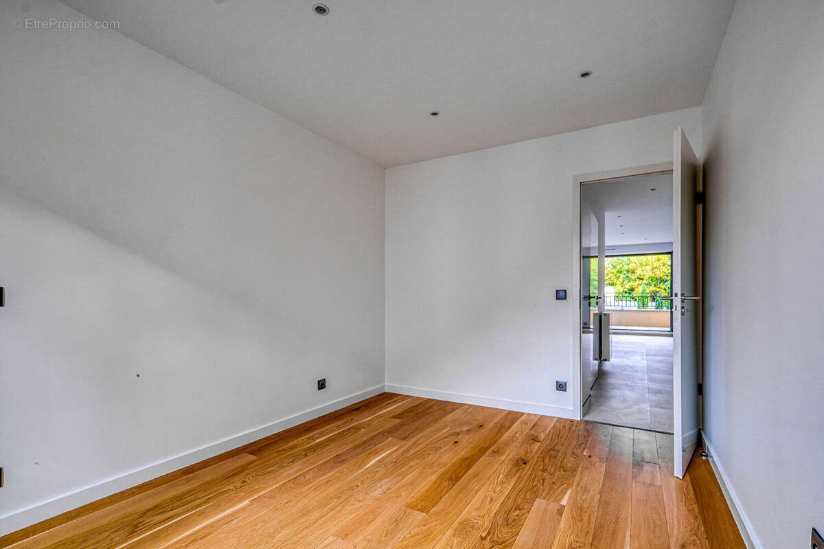 Appartement à BRY-SUR-MARNE