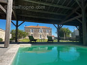 Maison à VOUILLE-LES-MARAIS