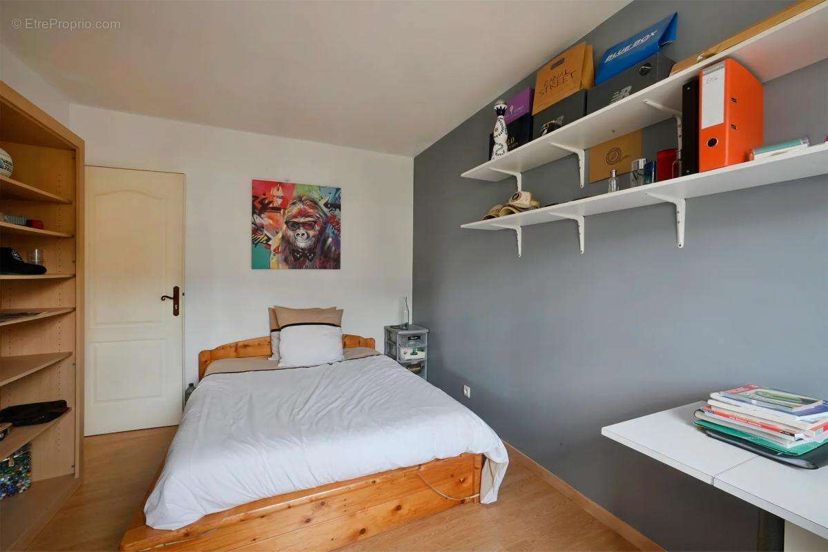 Maison à SAINT-PAUL-TROIS-CHATEAUX