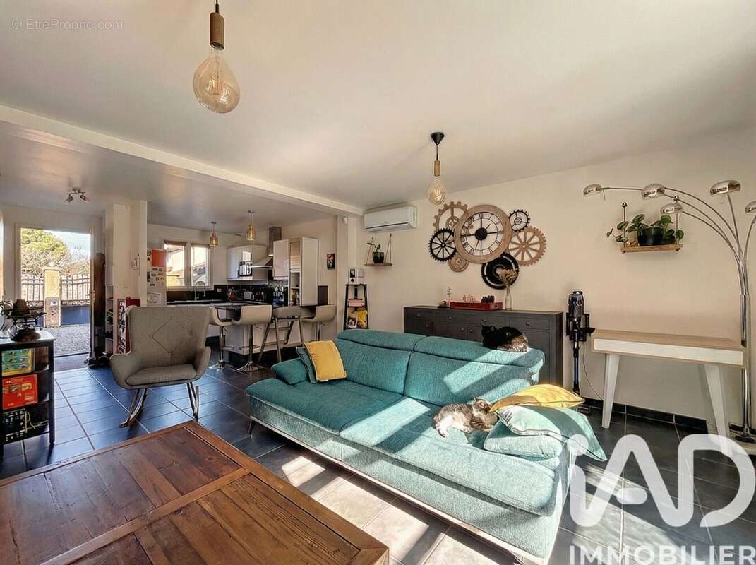 Photo 3 - Maison à VAULX-EN-VELIN