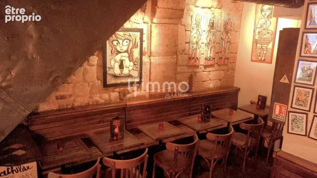 Bar atypique au coeur de Paris, fond de commerce à vendre - photo 2