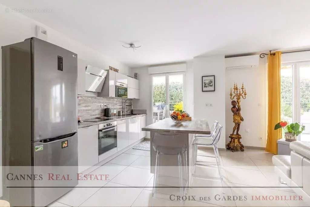 Appartement à FREJUS