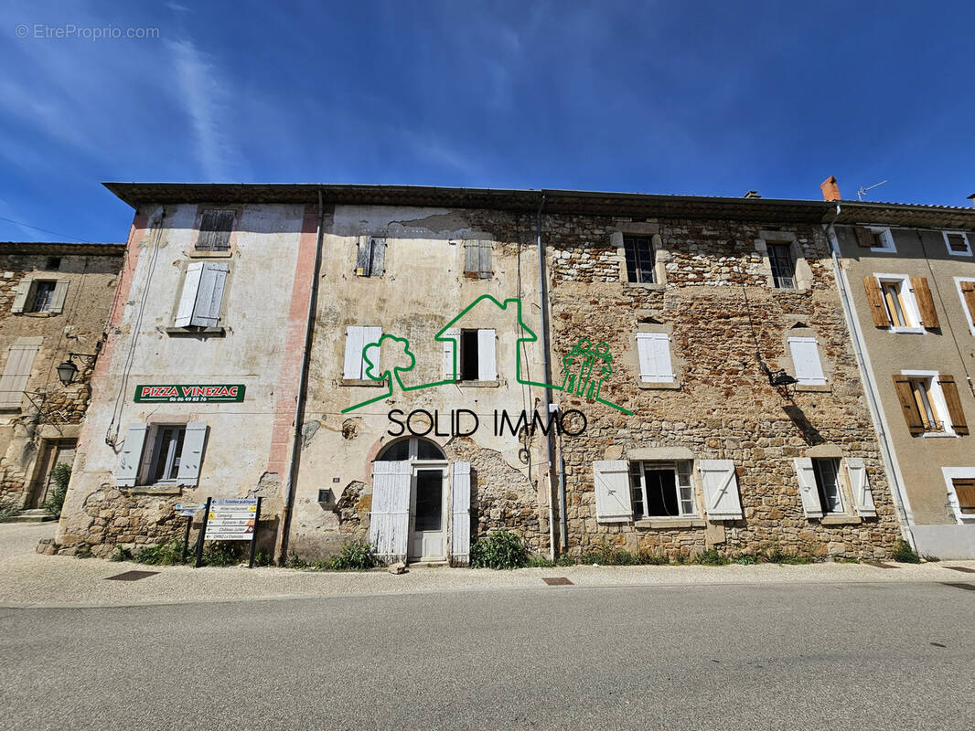 Appartement à VINEZAC