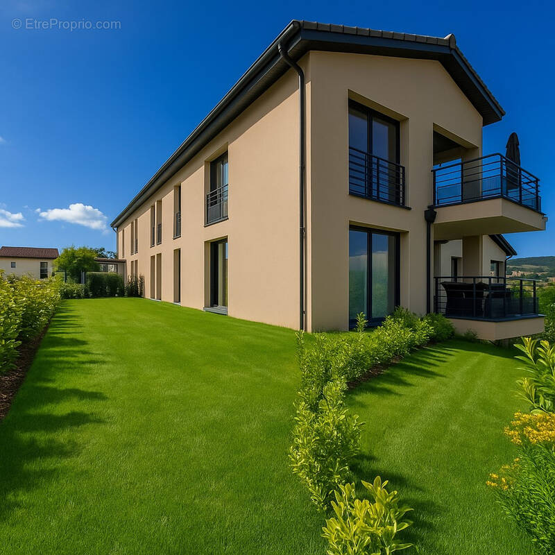 Appartement à THURINS