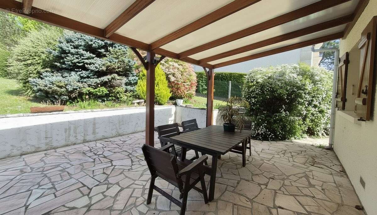 Maison à MAULE