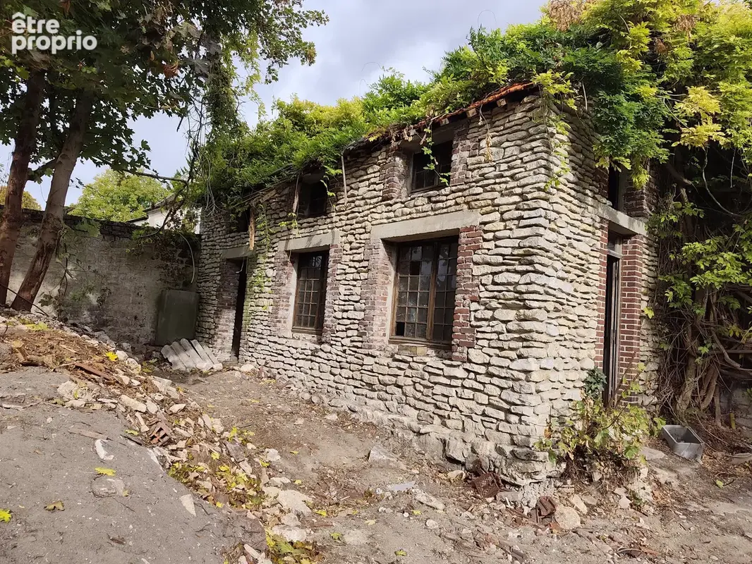 Vineuil Saint firmin - Maison à rénover - photo 3