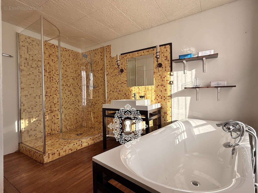 Maison à DONNEMARIE-DONTILLY