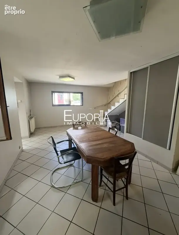 Maison 6 pièces 106 m² à vendre à Villeurbanne (69100) - photo 5