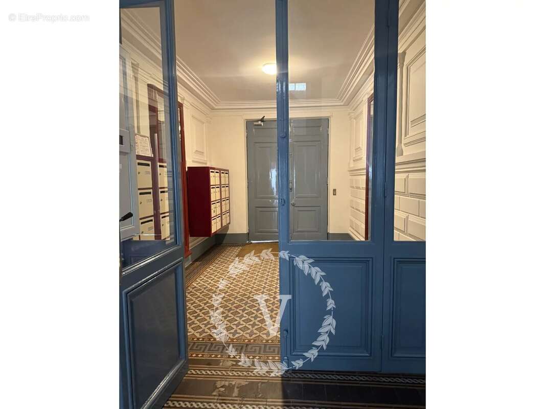 Commerce à PARIS-17E