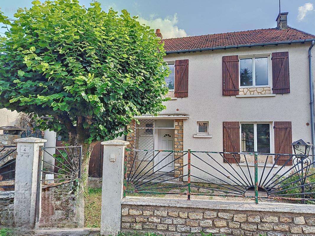 Maison à VILLEFRANCHE-SUR-CHER