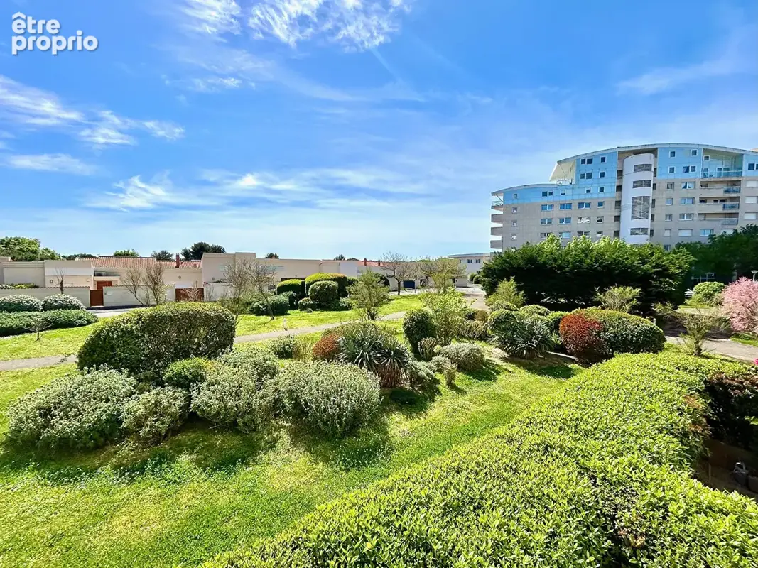Appartement 64 m² La Rochelle -Terrasse 22 m² - Ascenseur - Parking - DPE B - photo 17