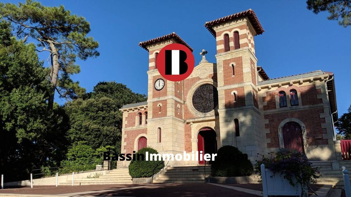 Terrain à LA TESTE-DE-BUCH