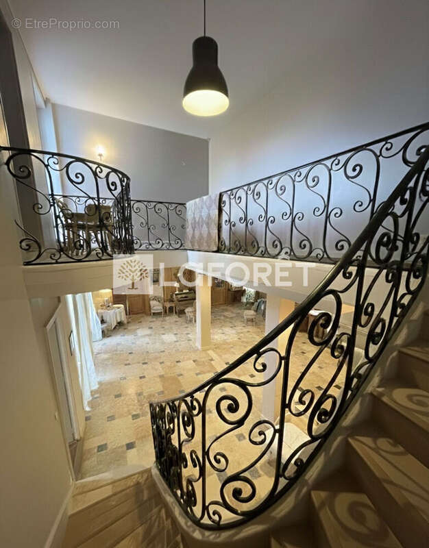 Appartement à LAMORLAYE