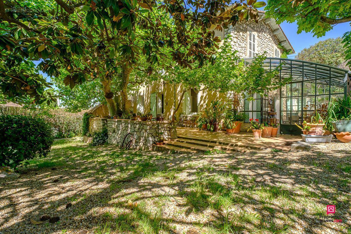 Maison à MARSEILLE-11E