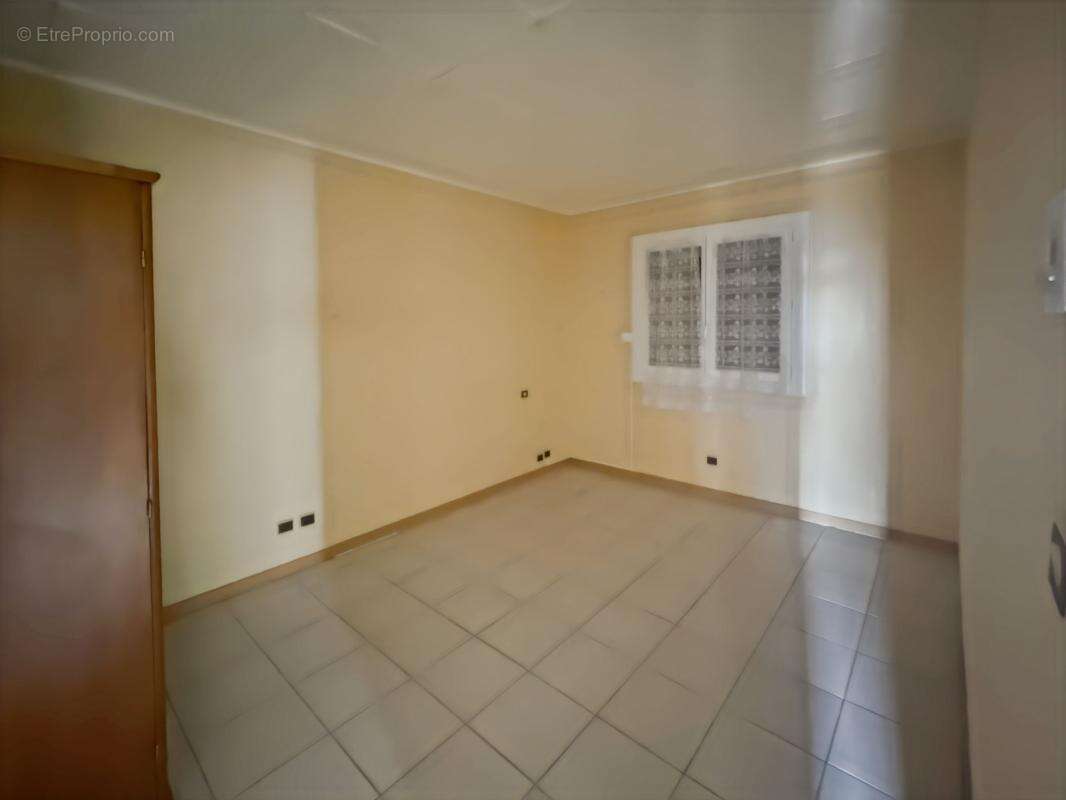 Maison à CASTELNAU-DE-GUERS