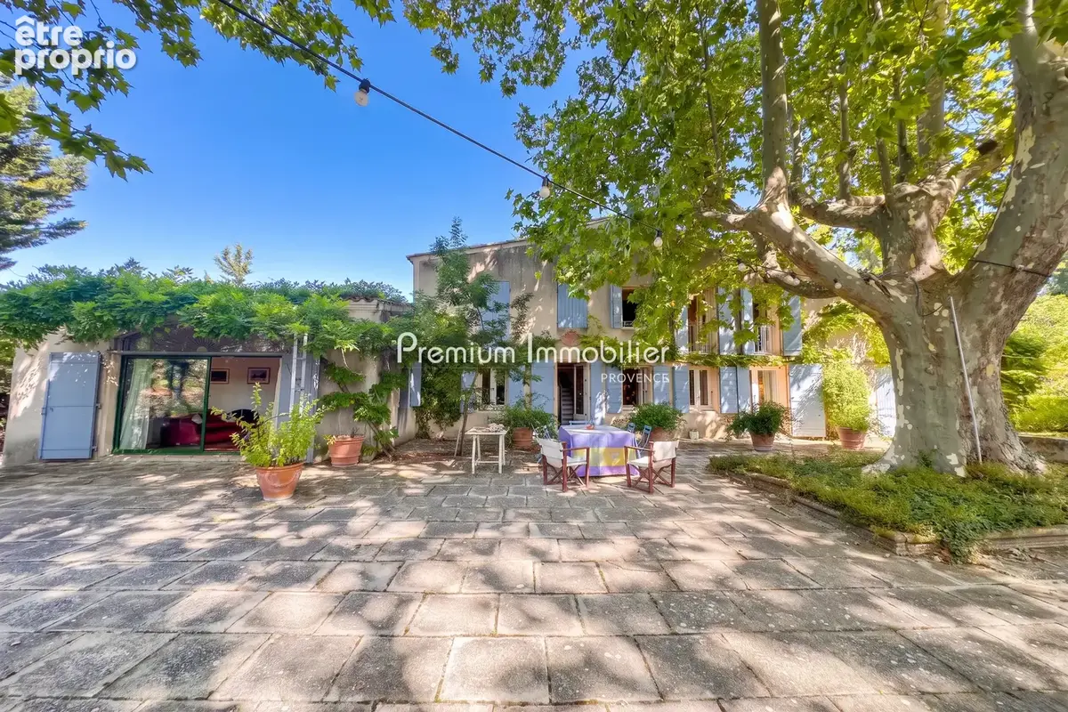 Maison 10 pièces 260 m² à vendre à Aix-En-Provence (13100) - photo 2