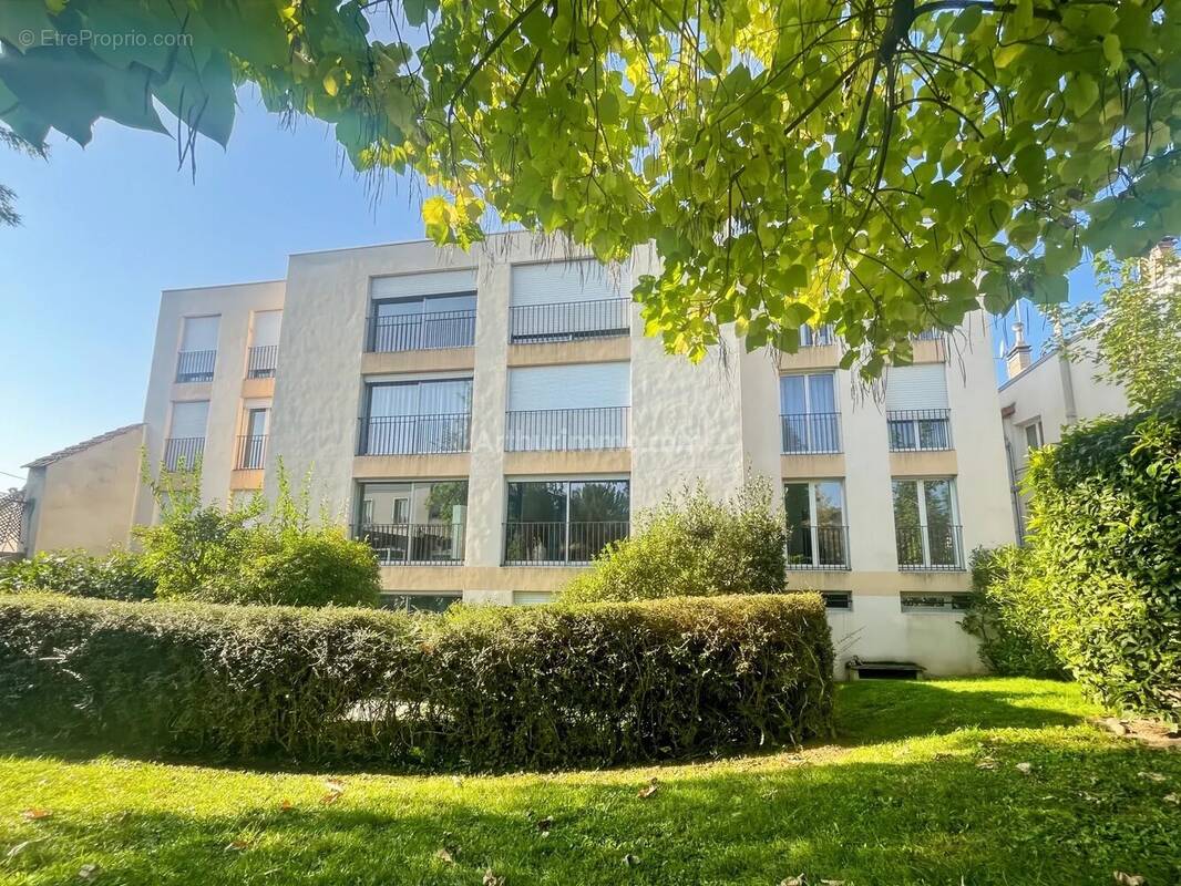 Appartement à SOISY-SUR-SEINE