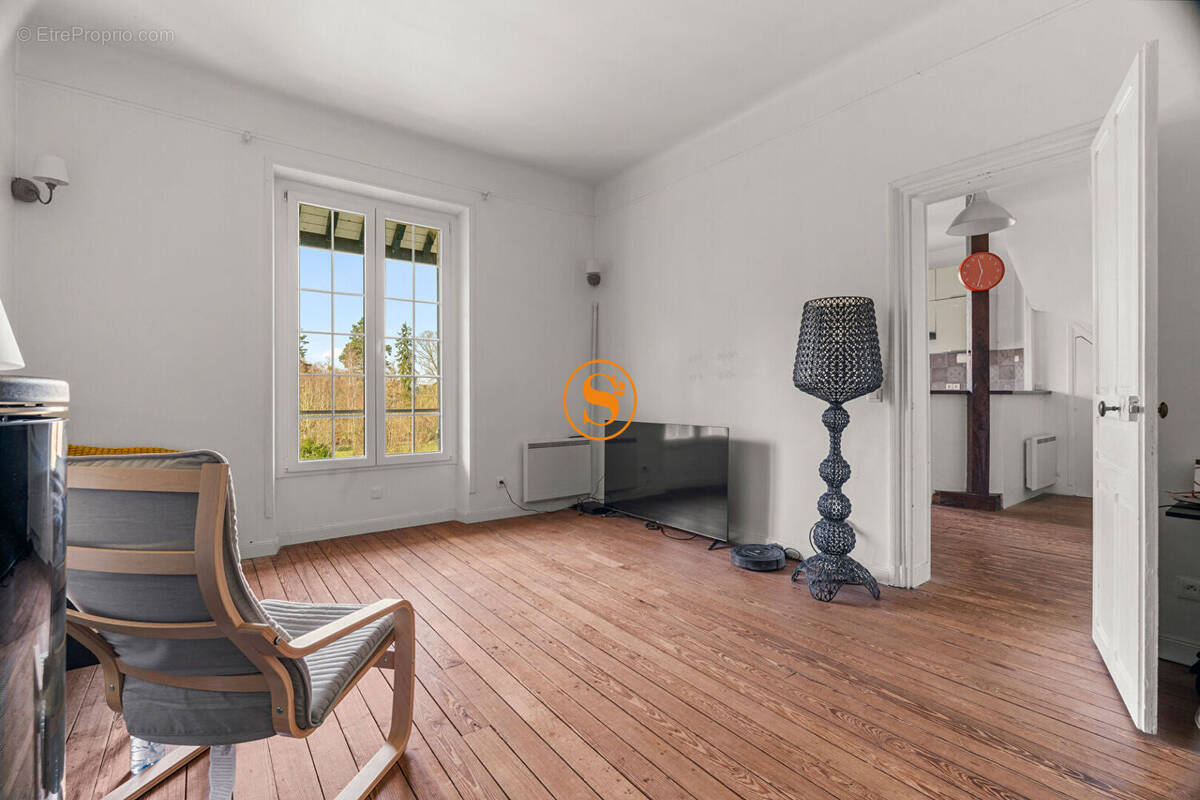 Appartement à COYE-LA-FORET