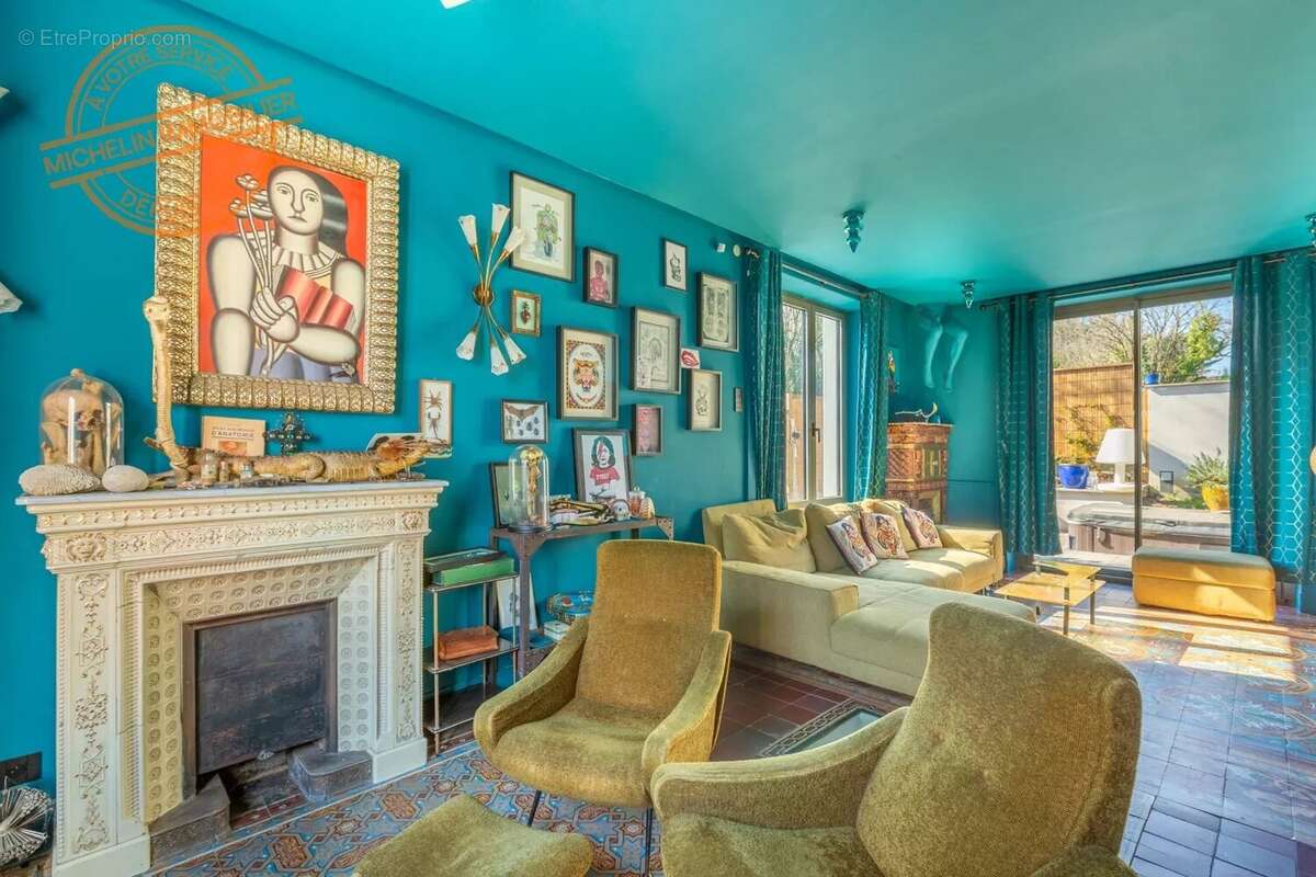 Maison à CHAMPAGNE-AU-MONT-D&#039;OR