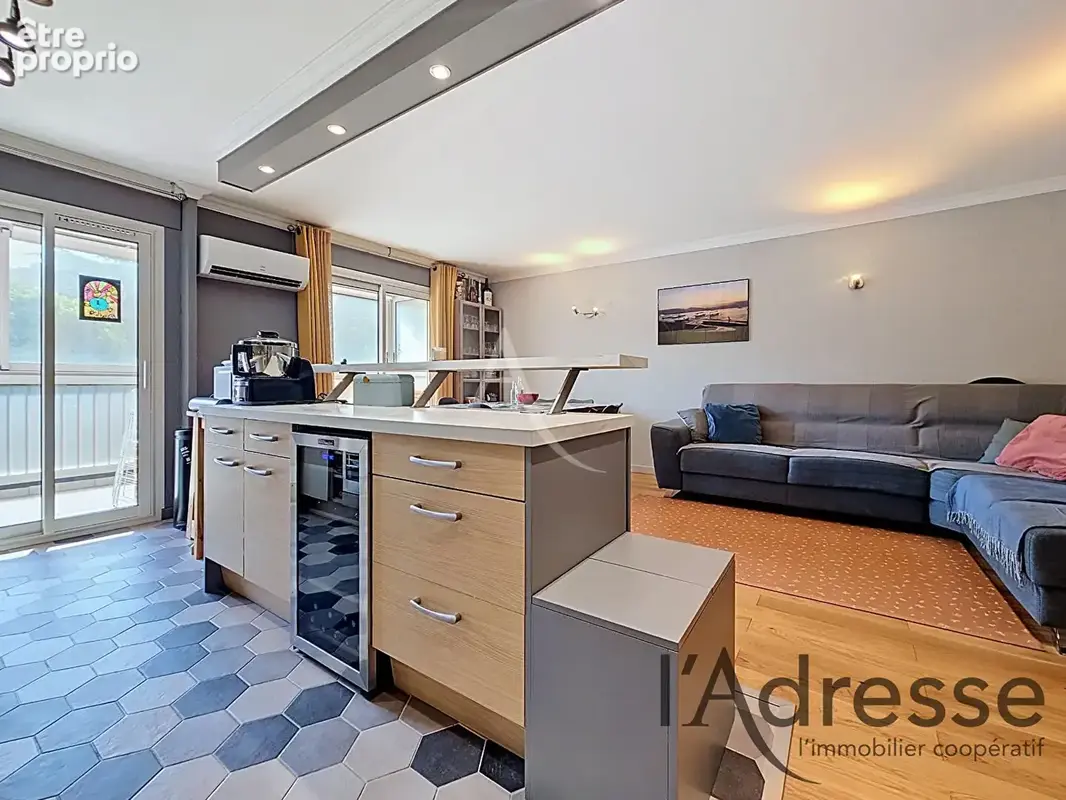 RARE ! Appartement rénové 3 pièces 66m² avec GARAGE !! - photo 11