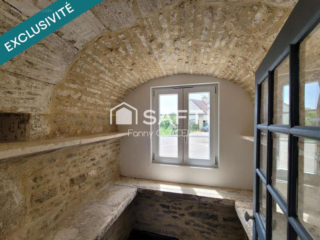 Maison 164 m² à Fraignot-Et-Vesvrotte  - photo 4