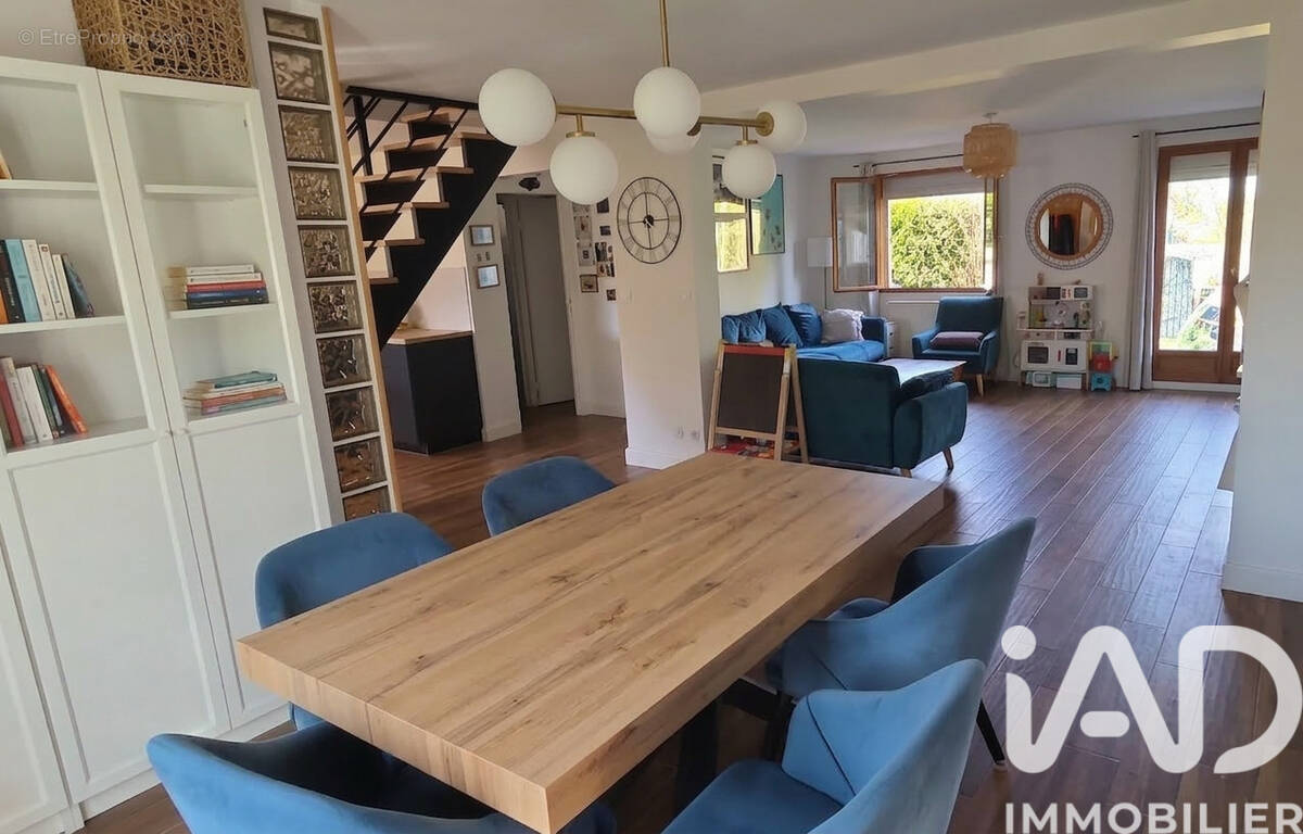 Photo 1 - Maison à FAREMOUTIERS